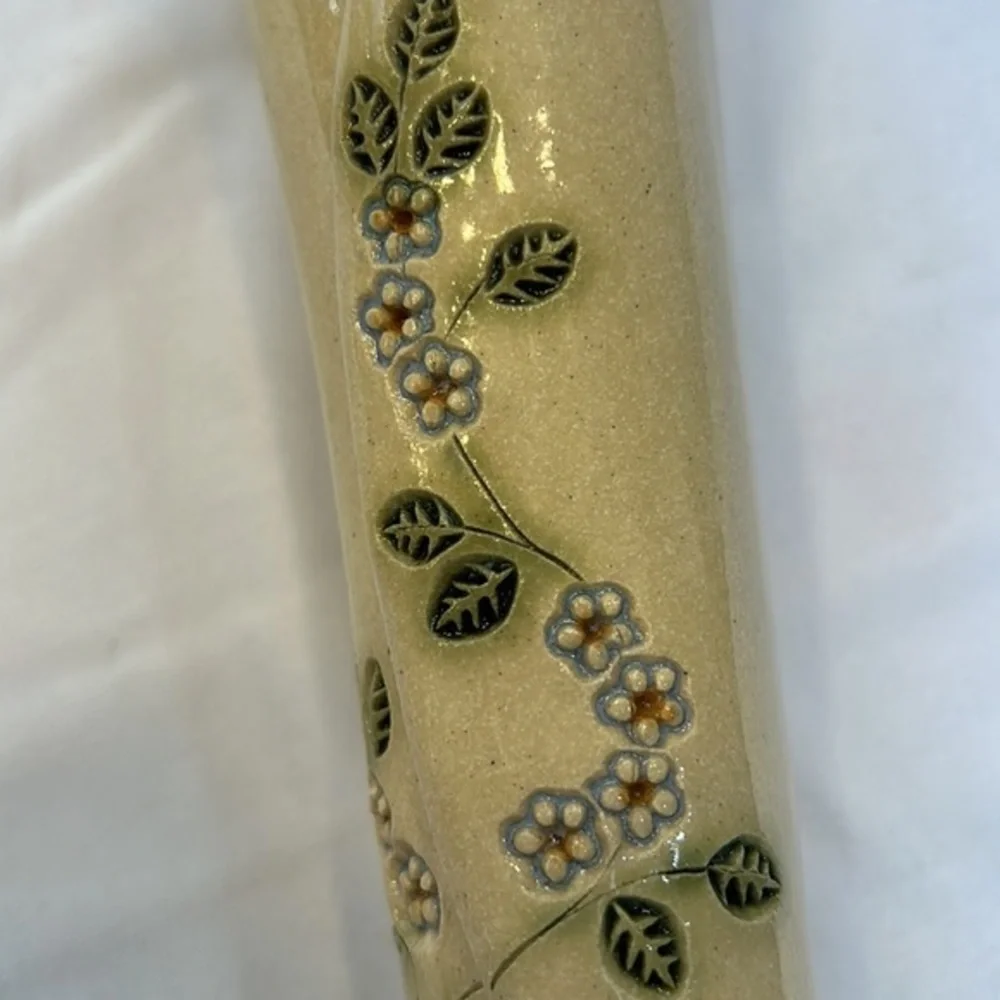 Pottery Tan  Tulip WrapVase with Flower Motif